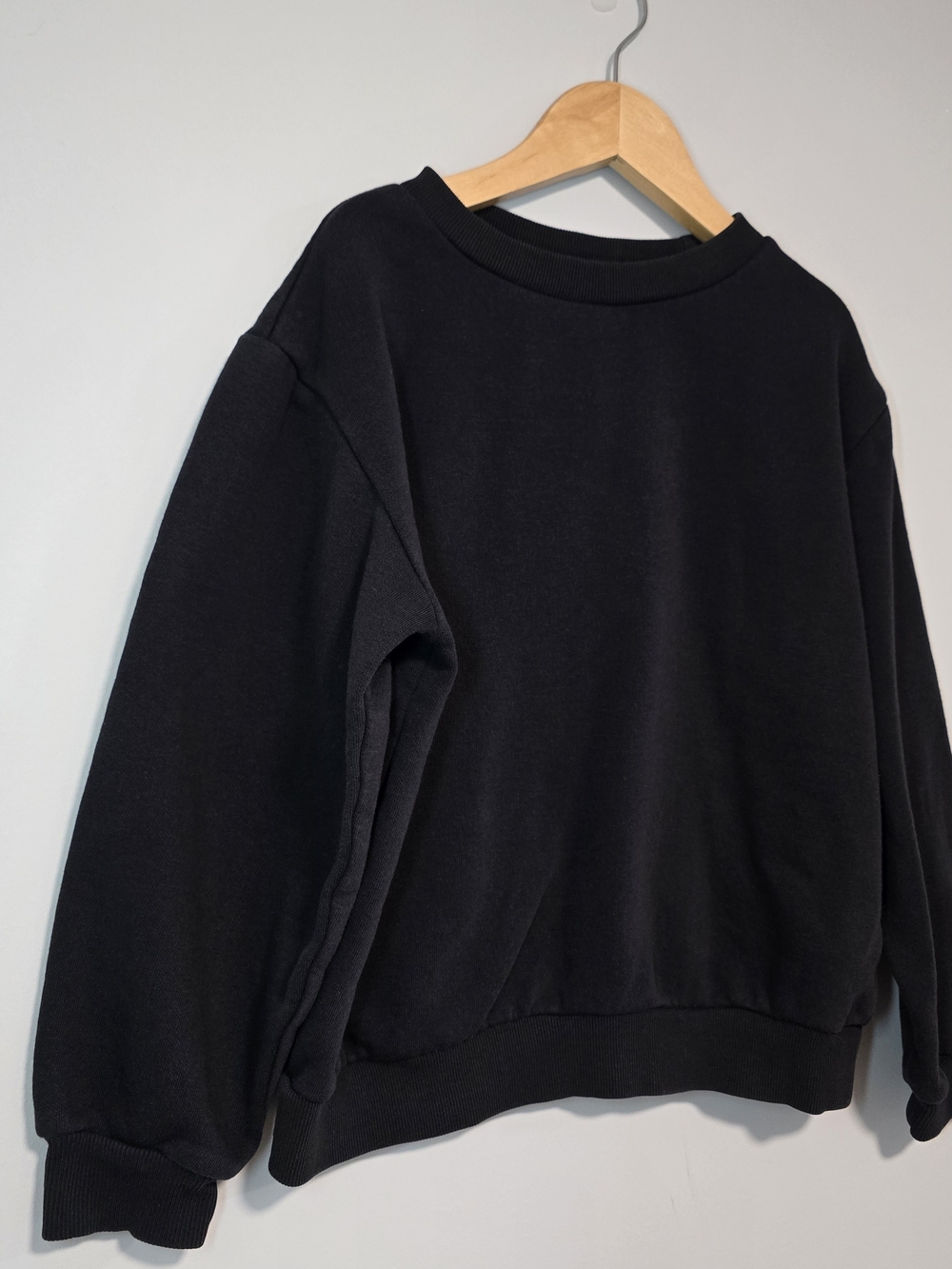 H&M Kids Black Crewneck Sweatshirt - Picture 4 of 12